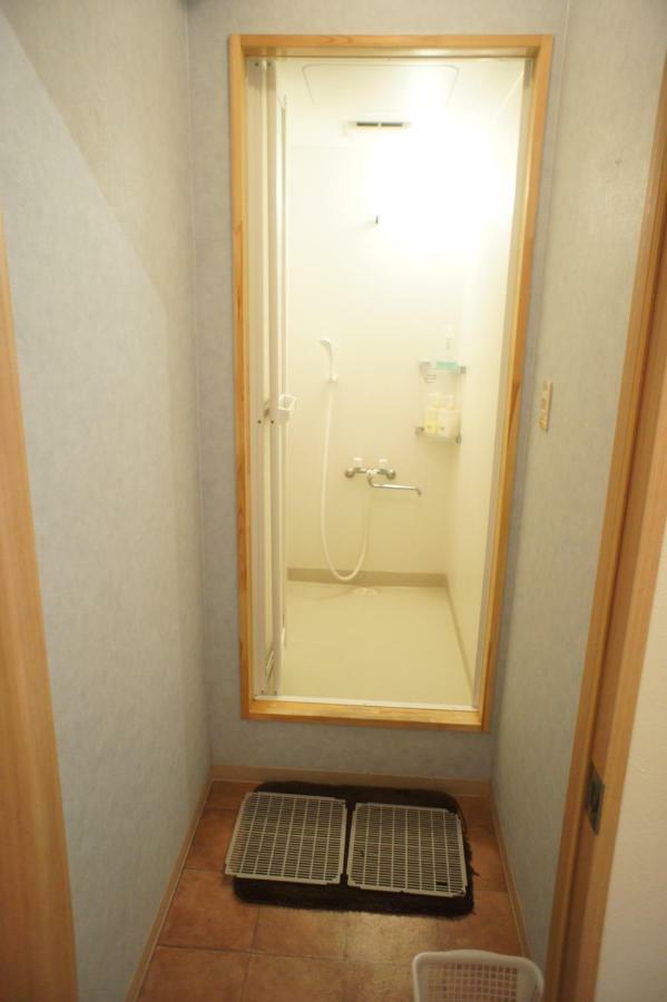 Guesthouse Sun Ōsaka Exterior foto